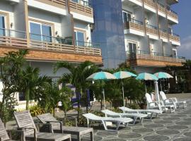 EM Royalle Hotel & Beach Resort, hotel que aceita pets em San Juan