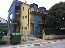 Apartments Villa Adriatica, hotell i Biograd na Moru