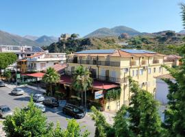 Hotel Napoleone, hotelli kohteessa Tortora