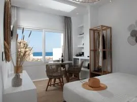 Hora Seaside Suites