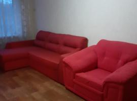 ONE-ROOM APARTMENT - КВАРТИРА 1-ком. В ЦЕНТРЕ, hotell i Nikopolʼ