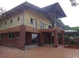 Indira Villa - 3BHK Getaway near WaterFalls