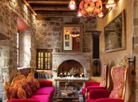 Nikos Takis Fashion Boutique Hotel