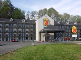 Super 8 by Wyndham Pigeon Forge-Emert St – hotel w mieście Pigeon Forge