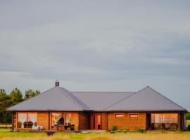 Salas Holiday Home, hotel di Jūrkalne