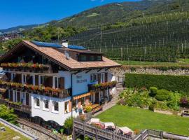 Garni Dürrenstein, hotel sa Schenna