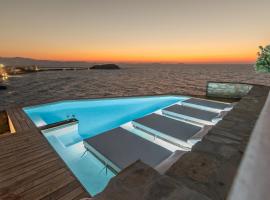 Iliada Suites, hotel in Naxos Chora