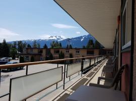 Alpine Inn & Suites, hotel em Revelstoke