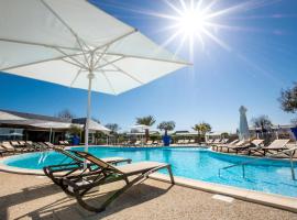 M&V Resort Camping, hotel u gradu 'Langrune-sur-Mer'