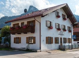 Ammergau Lodge, gistihús í Oberammergau