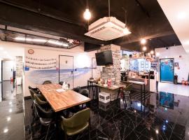 MAMA Guesthouse Haeundae, хотел в Пусан