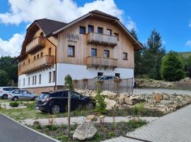 hotel Chalupa, hotel in Prášily