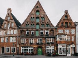 Hotel zum Heidkrug & Café Lil, hotel di Altstadt, Luneburg