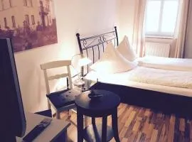 Dorfschänke DEGGENDORF Ferienwohnung,Appartement,Hotelzimmer