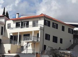 Villa SCIROCCO Madeira - Ocean View, golfový hotel v destinaci Machico