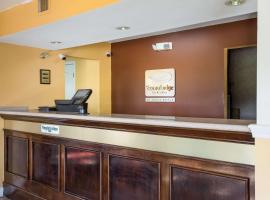 Econo Lodge Inn & Suites I-65 – hotel w mieście Brooks