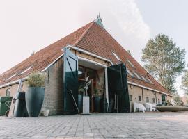 Harlingen Staete Wellness B&B Oase van rust en luxe, hotelli kohteessa Harlingen