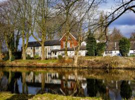 Best Western Bolholt Country Park Hotel, hotel sa Bury