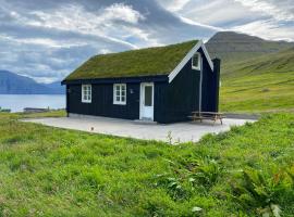 Three bedroom vacation home, hotel em Við Gjógv