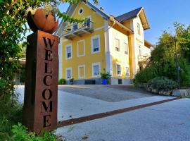 Villa Komposch - adults only, beach hotel in Reifnitz