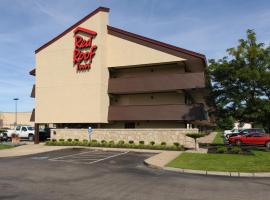 Red Roof Inn Akron, hotel i Akron