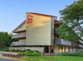 Red Roof Inn PLUS+ Washington DC - Oxon Hill, hotel di Oxon Hill