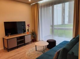 Apartamentai Giluzes Rivjera, hotel u gradu Viljnjus