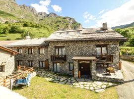 Chalet Della Guida, lomamökki kohteessa Bardonecchia