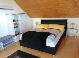 Schöne Wohnung in Deggendorf für 1 bis 5 Personen、デッゲンドルフのホテル