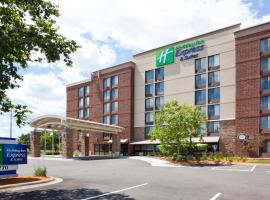 Holiday Inn Express & Suites Bloomington West by IHG, hotel di Bloomington