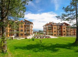 Pirin Golf & Country Club Apartment Complex, hotel en Bansko