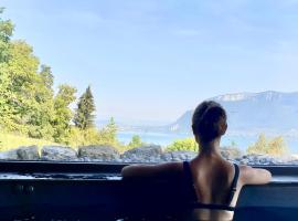 Les Ô d'Annecy, khách sạn có bồn jacuzzi ở Saint-Jorioz