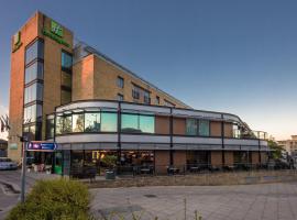 Holiday Inn London Brentford Lock, an IHG Hotel, hotell i Brentford