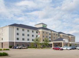 Holiday Inn Hotel & Suites Bloomington Airport, an IHG Hotel, hotel u gradu 'Bloomington'