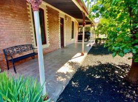 Somerby! Modern Character Property! Cbd,Pets,Park, hotel di Albury