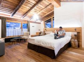 Curt di Clement Eco Mobility Hotel, hotel di Tirano