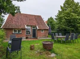 Quaint Farmhouse in Enschede with Terrace