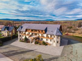 Orava Hotel, хотел в Витанова