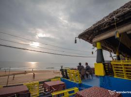 Varkala Marine Palace: Varkala şehrinde bir otel