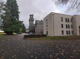 Raven Wing Apartments - Highland Club Scotland, hotel v destinácii Fort Augustus