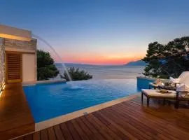 Luxury Seafront Villa Brela Pride with private heated pool at the beach in Brela - Baska Voda