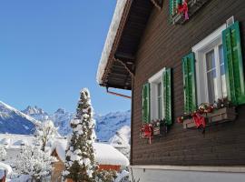 ALP APARTMENTS centre location with traditional design and self check-in, complex de schi din Engelberg