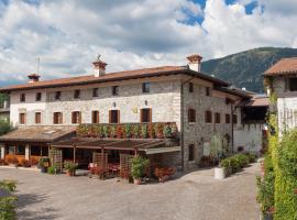 Agriturismo I Comelli ฟาร์มสเตย์ในNimis