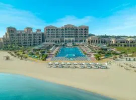 Royal Saray Resort