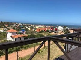 A tres cuadras de la playa, lugar tranquilo.