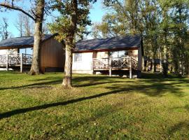 Chalet au bois d'Ourthe, hotell i Somme-Leuze