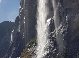 Angie's Apartments, hotel din Lauterbrunnen