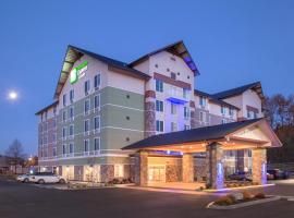 Holiday Inn Express & Suites - Seattle South - Tukwila by IHG, khách sạn ở Tukwila