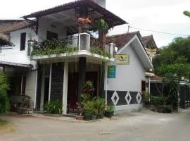 ADA Homestay