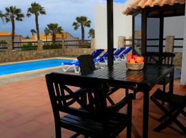 Vip Villas - Caleta Dorada, βίλα σε Caleta De Fuste